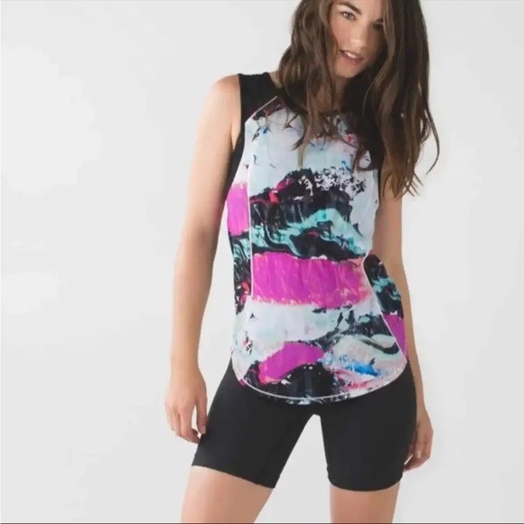 lululemon athletica Tops - Lululemon Sculpt Tank Pigment Wave Multicolored Lightweight Tank Top